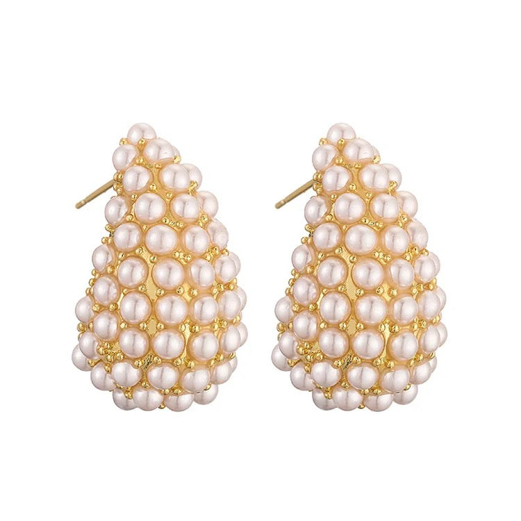Prim Pearl Teardrop Earrings