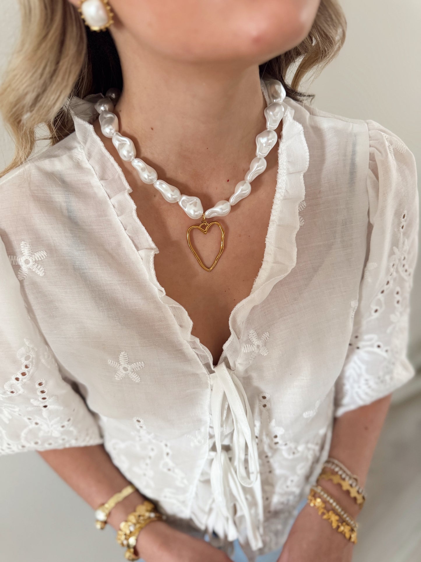 Heart On Statement Pearl Necklace